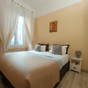 *** Hotel La Tour Francia