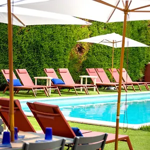 La Perna 3*, Pernes-les-Fontaines France